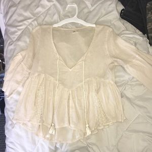 Cream cotton blouse with sleeves!